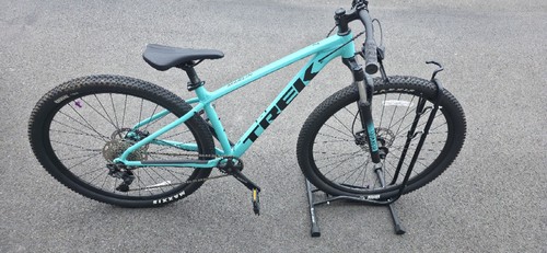 Trek marlin mountain bike - trek,